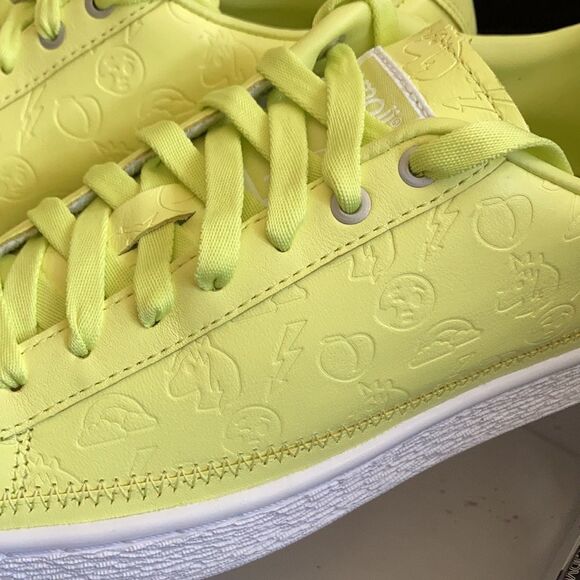 1 LEFT! Size 7 Puma x Emoji Collaboration - Picture 4 of 9